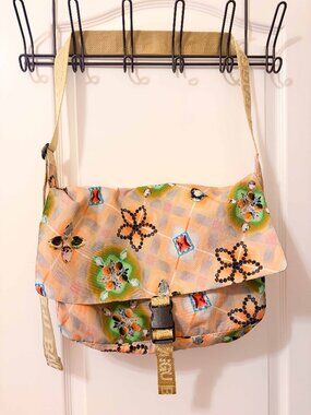 Baggu Julia Heuer Raisa Nylon Messenger Bag